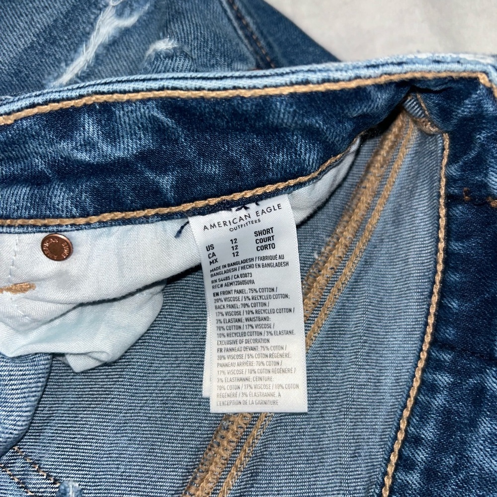 American Eagle Mom Jean - Picture 6 of 6